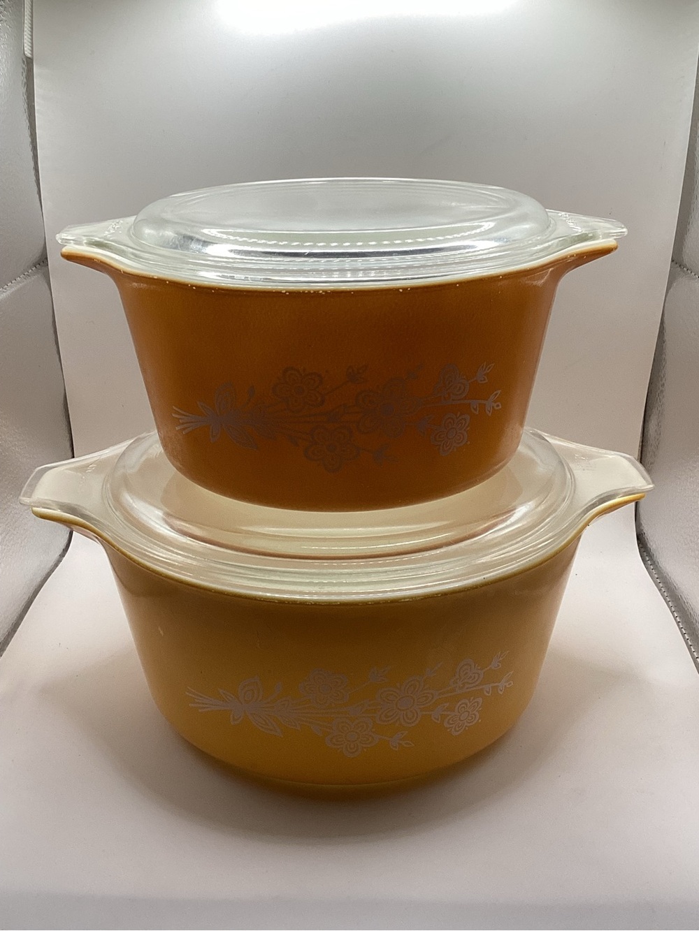 Pyrex Butterfly Gold Yellow Orange Floral Glass Casserole Pair with Clear Lids